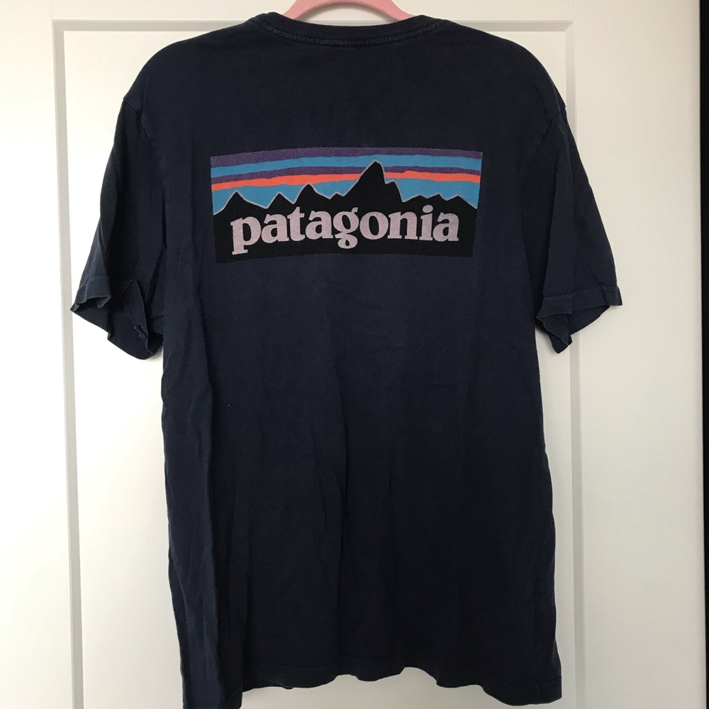 Men’s Patagonia tee